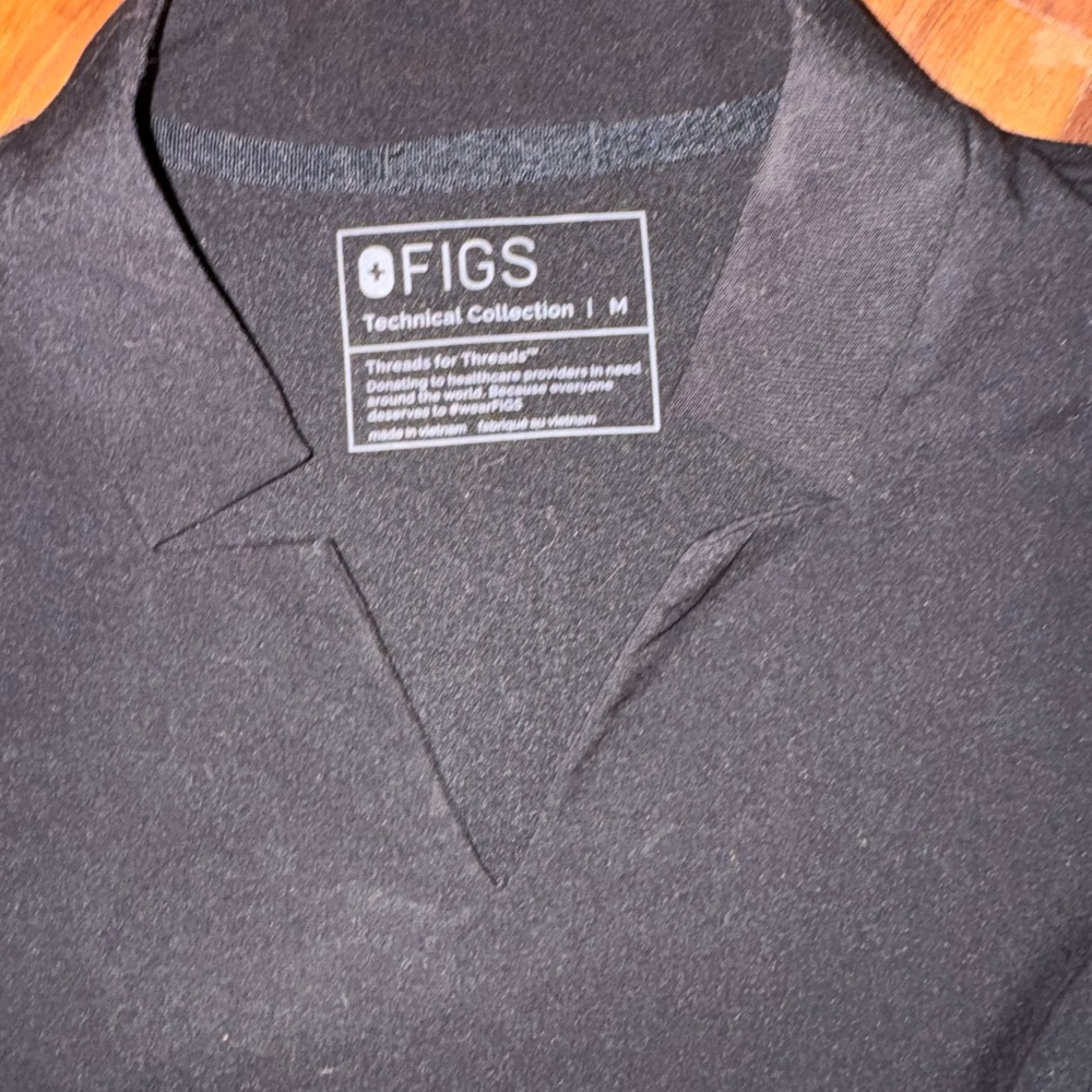 Figs Black Technical Collection scrub set - Picture 2 of 3